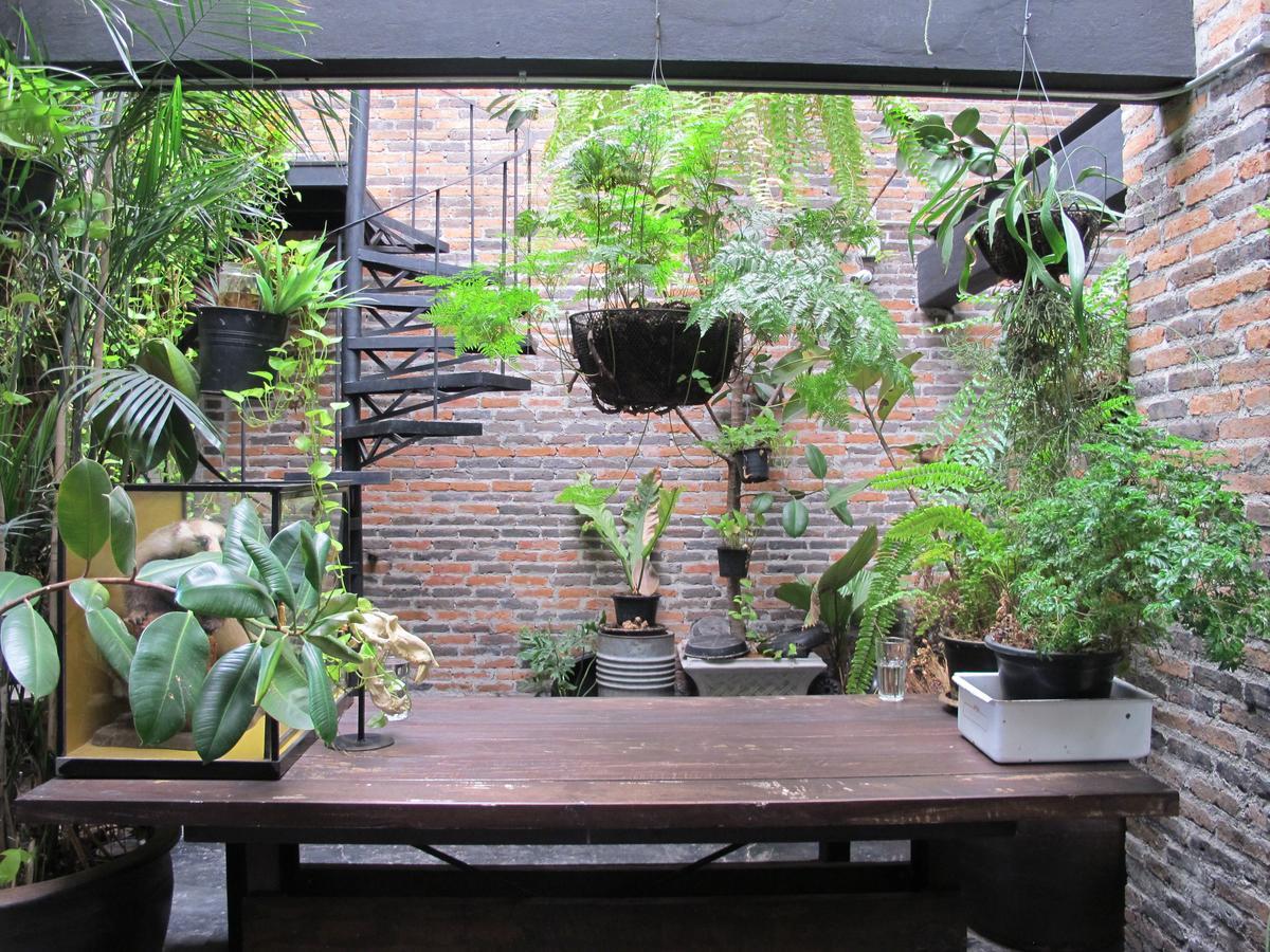 J No.14 Bed & Breakfast Bangkok Exterior photo
