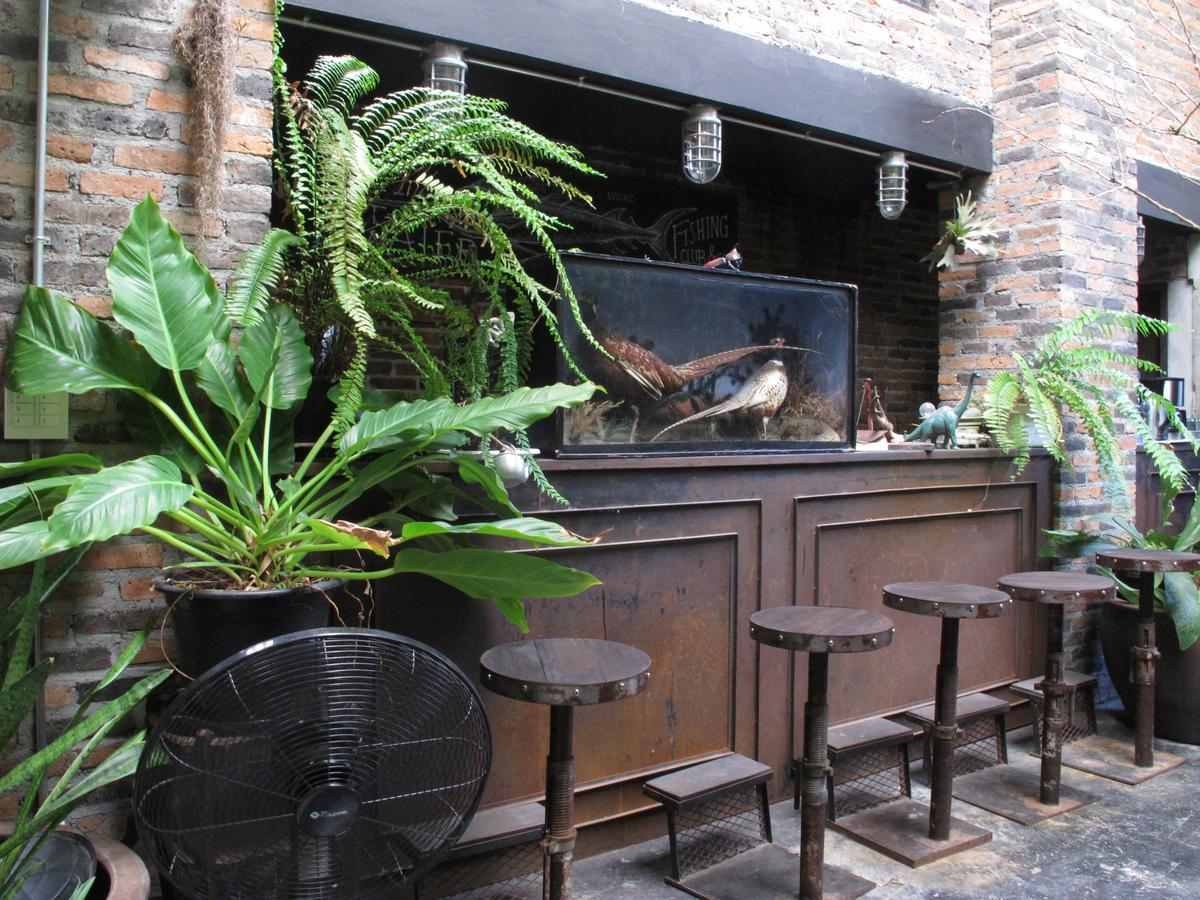J No.14 Bed & Breakfast Bangkok Exterior photo