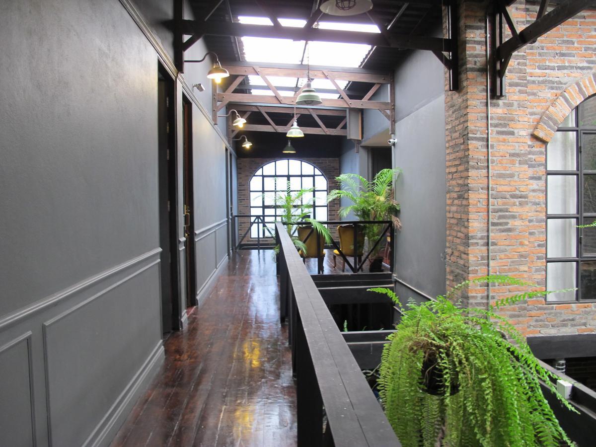 J No.14 Bed & Breakfast Bangkok Exterior photo
